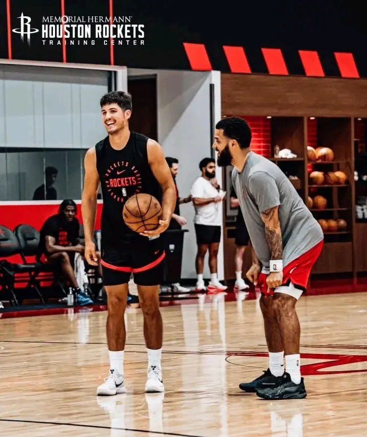 篮板和, 箭队在控卫, 更为乐观的