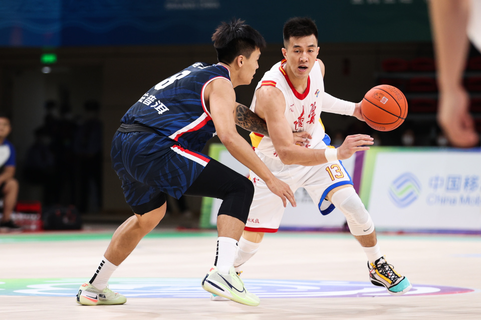 疑问是进攻, 张镇麟外 疑问是进攻, 张镇麟外