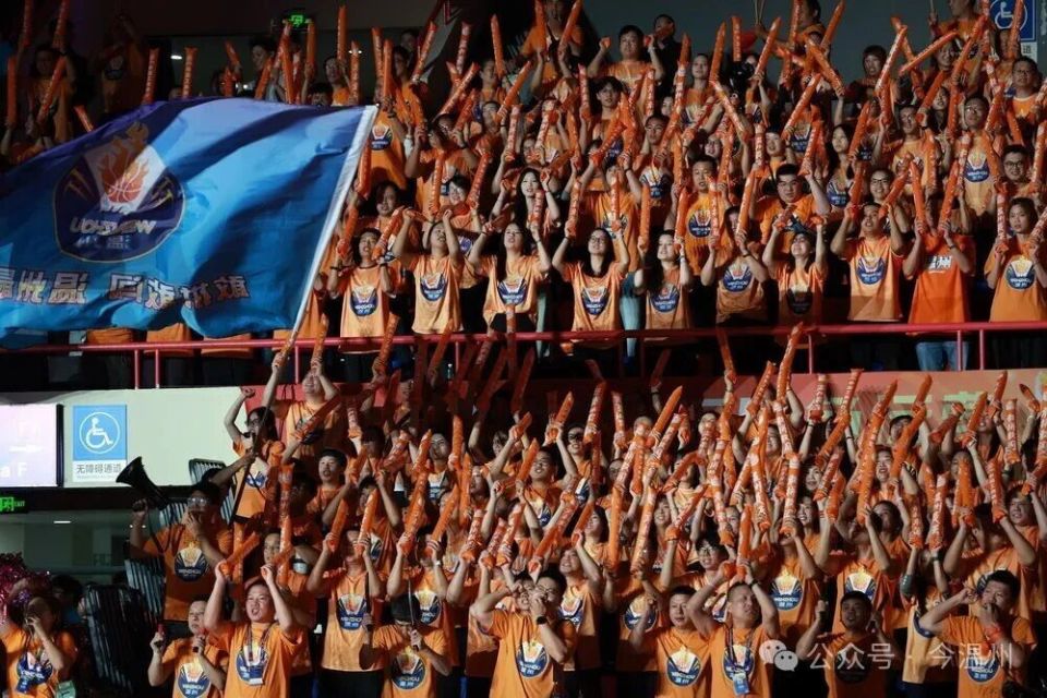 手湖州, 重创 手湖州, 重创